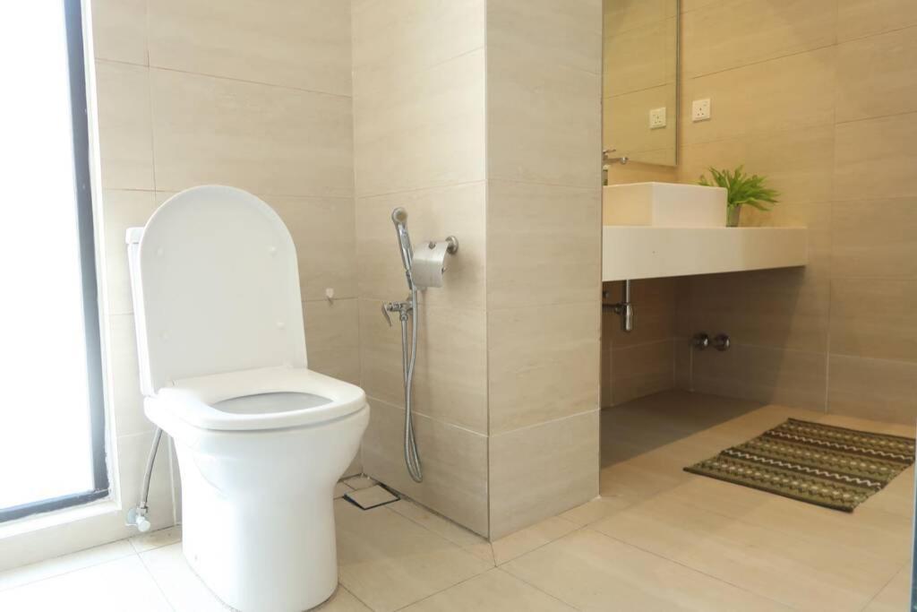 Promo Private Luxurious Nilai Vacation Home Exterior photo